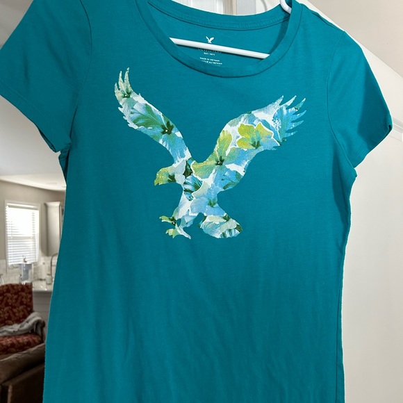 T-shirt - Picture 2 of 3